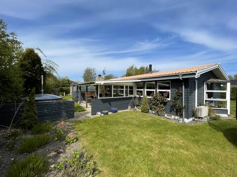Lovely cottage in Øster Hurup