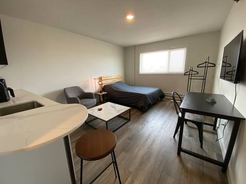 Trendy, Modern and Sleek!