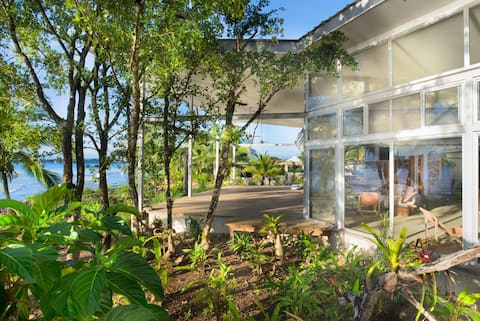 Architectural Waterfront Home - "Casa Comunal"