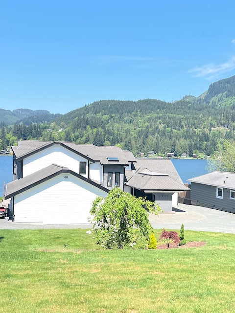 Lake Samish Funhouse!