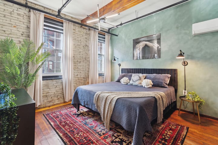 Bedroom with King Bed