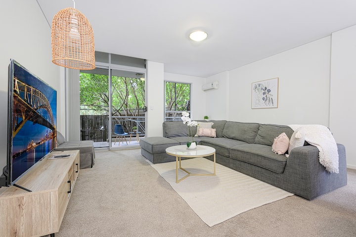 Castle HIll Sweet Modern 3BR Apt with 2 Parking - Apartments for Rent in Castle  Hill, New South Wales, Australia - Airbnb