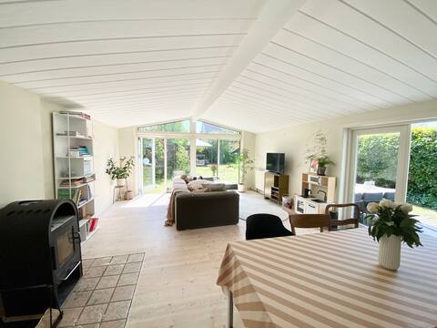 HOUSE  3 min from  the beach