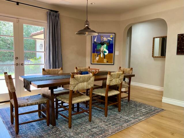 Lovely Home in West Hollywood gallery image 5