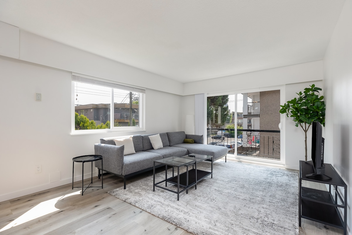 Newly-Furnished Condo off Main Street