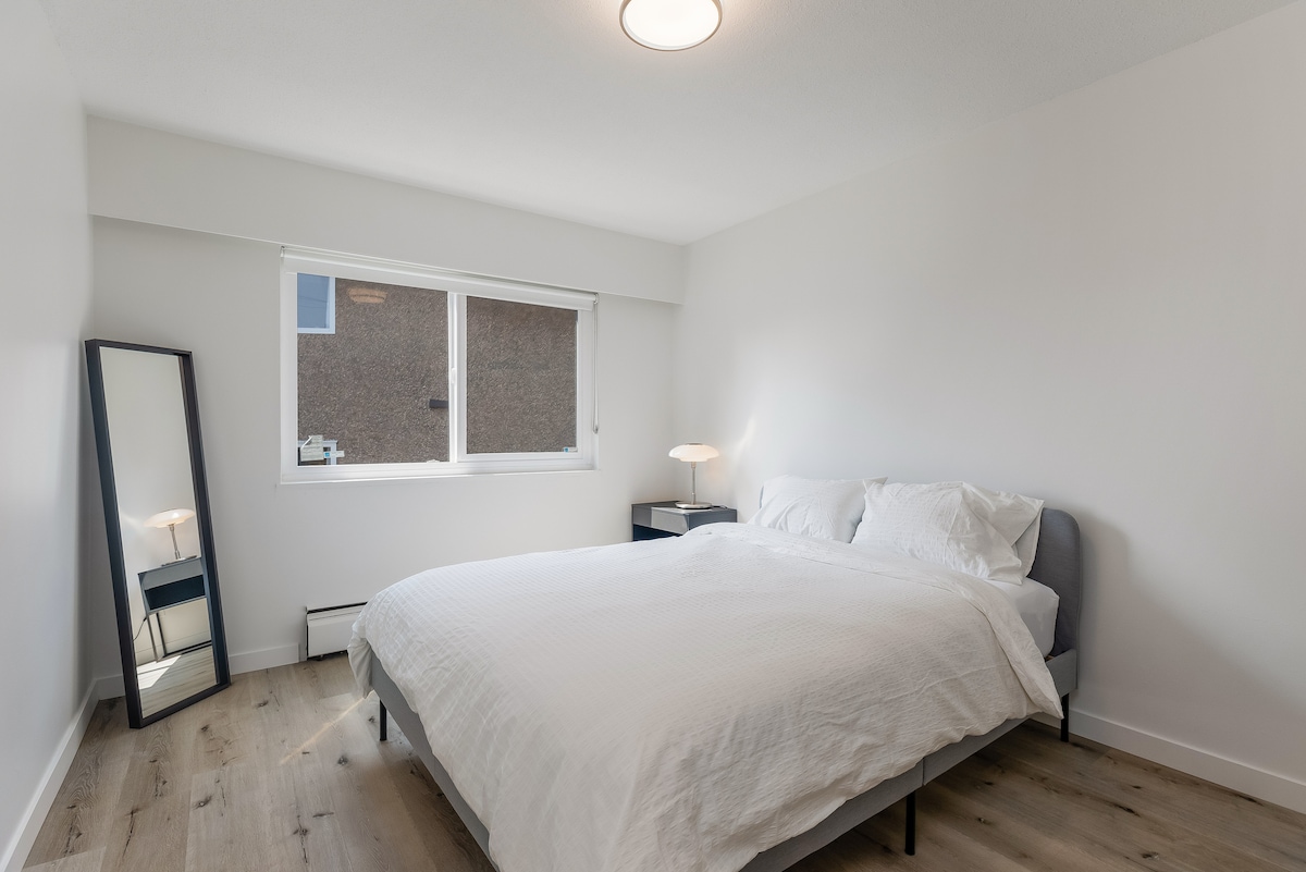 Newly-Furnished Condo off Main Street