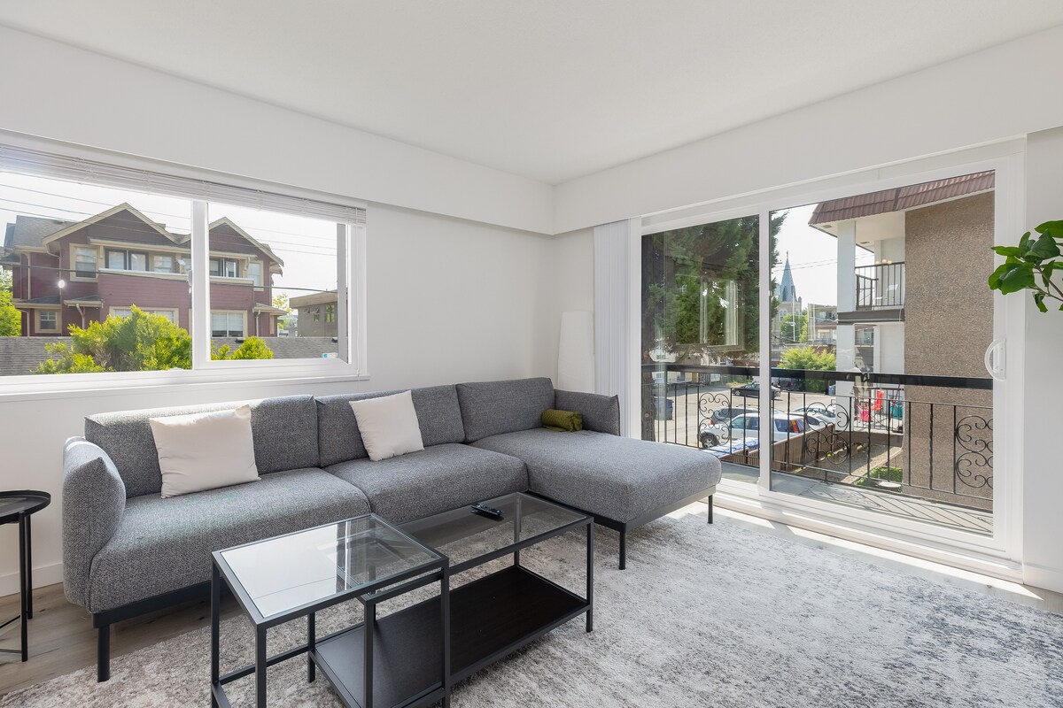 Newly-Furnished Condo off Main Street