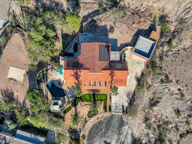 Immaculate Las Vegas estate gallery image 3