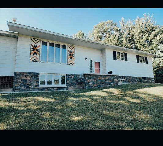 House on the Hill Retreat gallery image 5