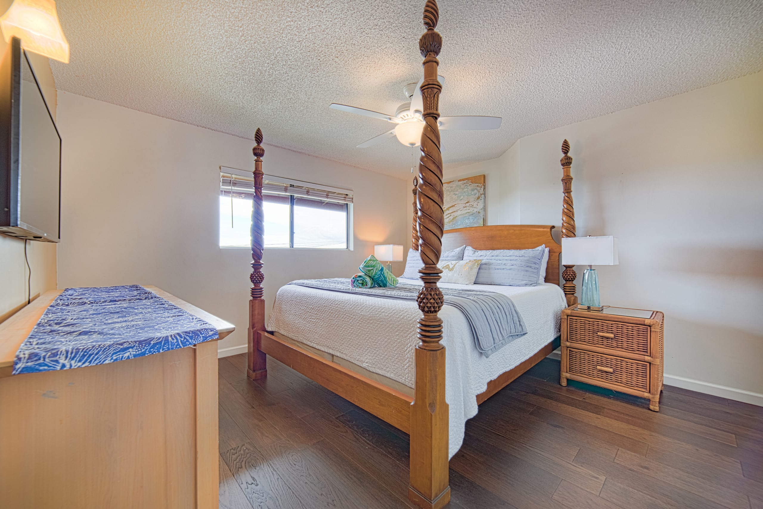 Condo in Kihei · ★4.96 · 5 bedrooms · 5 beds · 2.5 private baths - Image 2