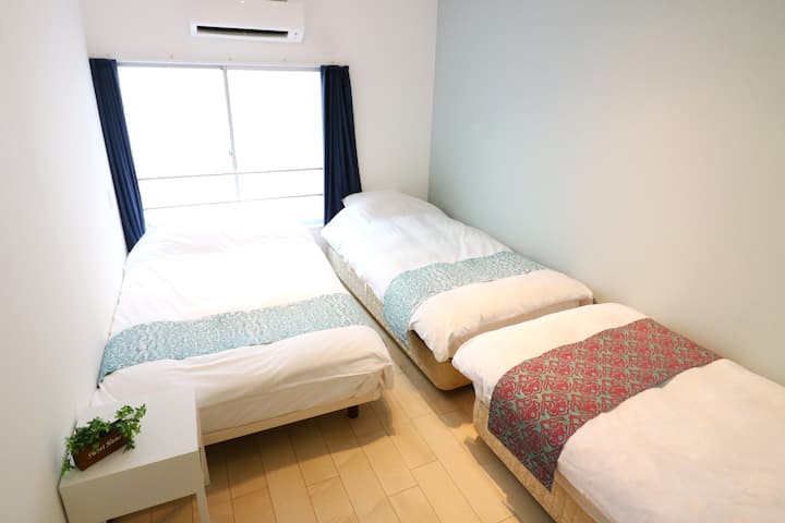 Room 3