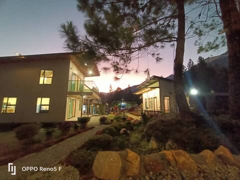 Gathring Village {Gathering Village Resort} - 16Pax