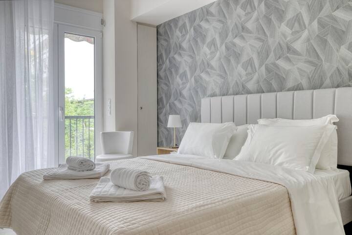 Olivia – Deluxe apartment in Athens gallery image 5