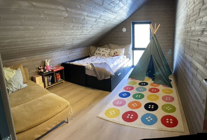 واحدة من 5 غرف نوم