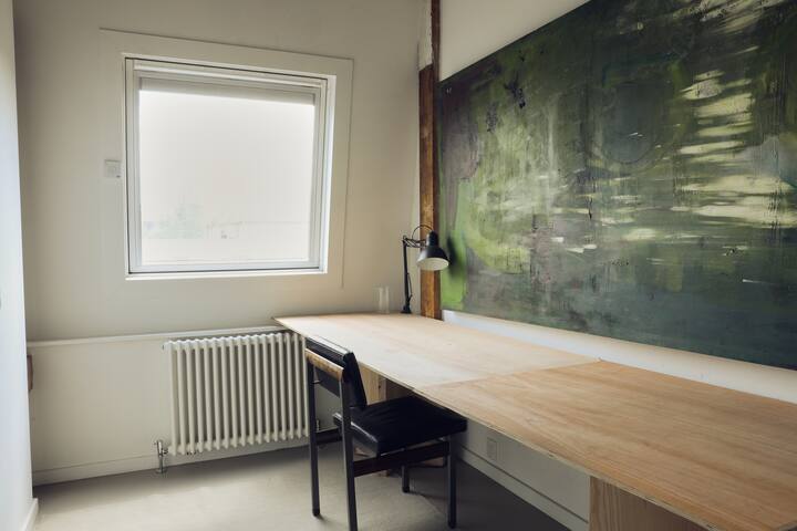 Apartment in west gallery image 5