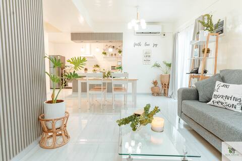 DGM AirBnB Urdaneta - Four Bedroom Fully Furnished