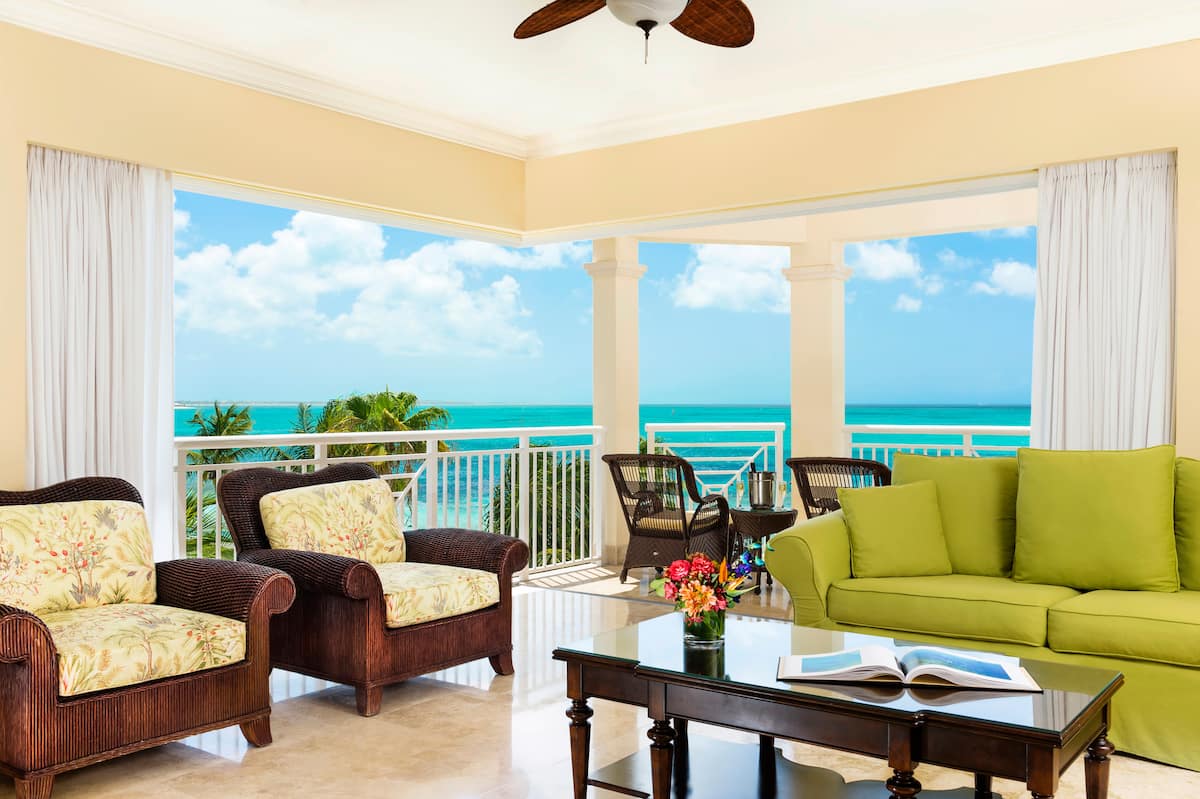 Windsong Resort Oceanfront Deluxe 2 Bedroom Suite