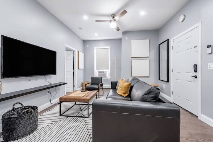 Obývacia izba s rozkladacou pohovkou