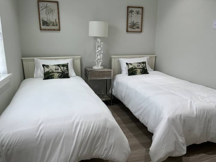 Third bedroom single beds