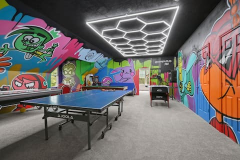 Unique mountain lodge!