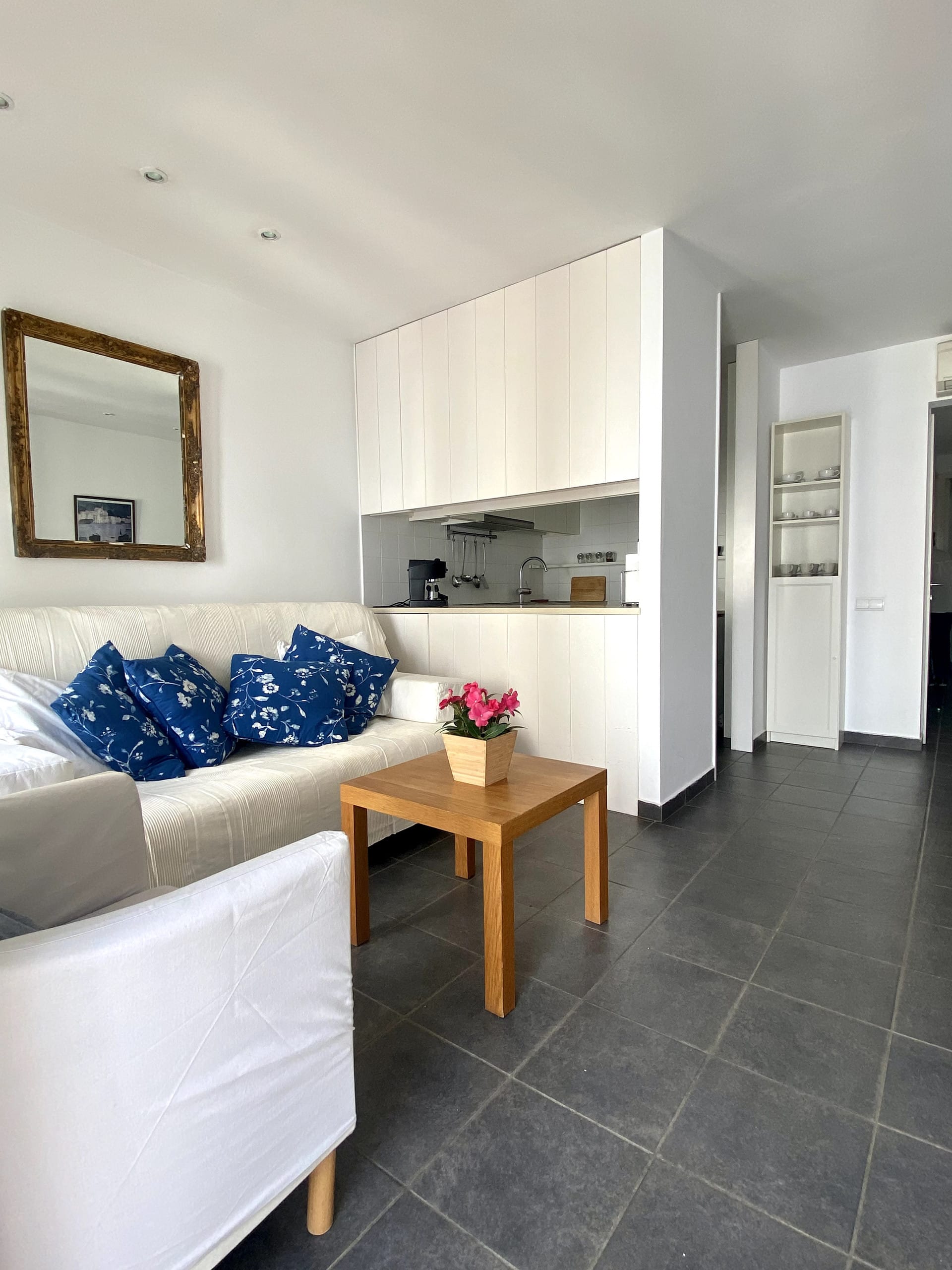 Spacious & charming apartment in Cadaques just a few steps away from the beach — foto 5