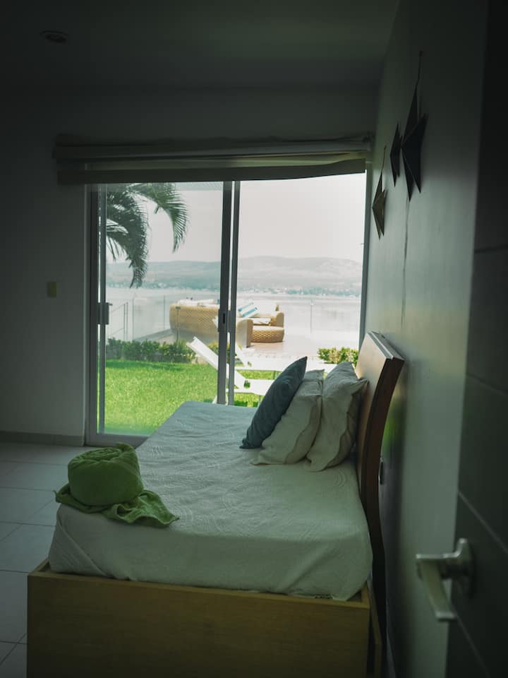 საძინებელი 2