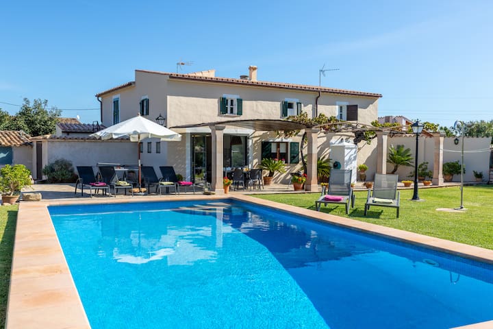 Charming Villa in the surroundings of Pollença.