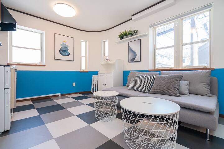 JR Shin-Okubo Station 6 mins walk.Designer’s Apt gallery image 3