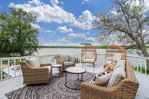 Watersedge West| Lakefront | Pier | Beach | Cabana