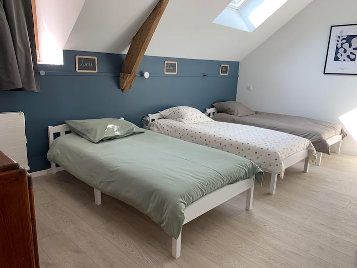 غرفة نوم النوم، 3 أسرّة مفردة