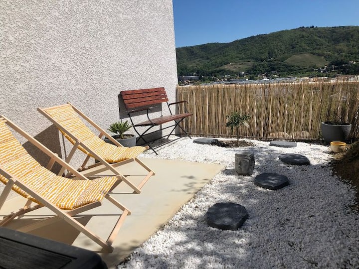 Saint-Jean-de-Muzols : locations de vacances et logements -  Auvergne-Rhône-Alpes, France | Airbnb