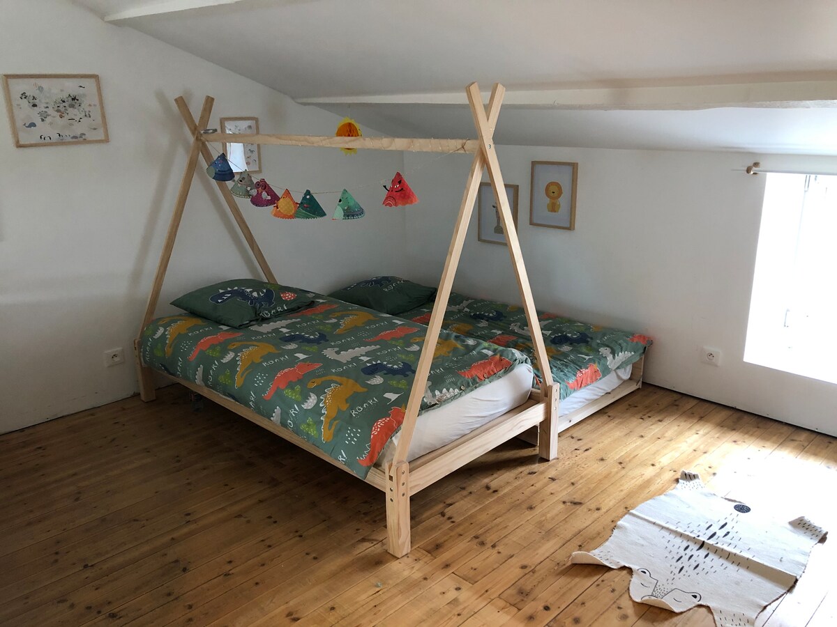 ห้องพักชั้นบน 