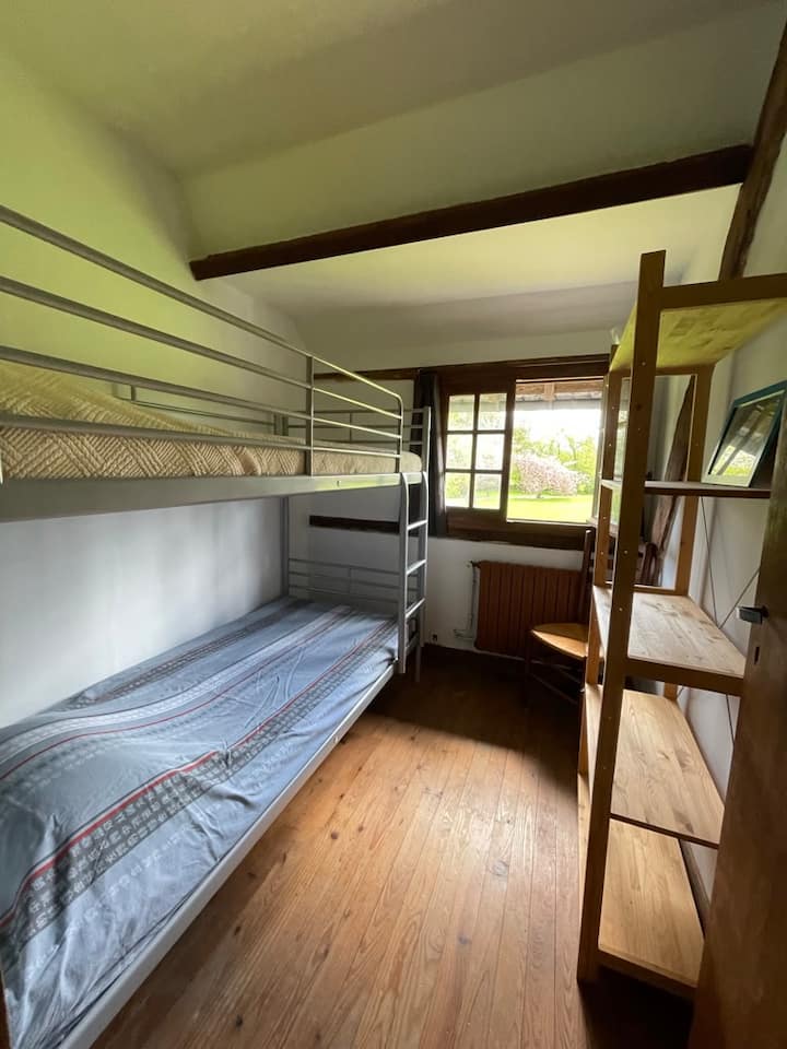 غرفة النوم 2