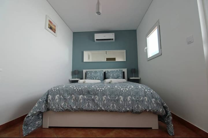 En planta doble con baño en suite