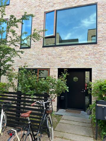 Townhouse close to beach and with private parking gallery image 2