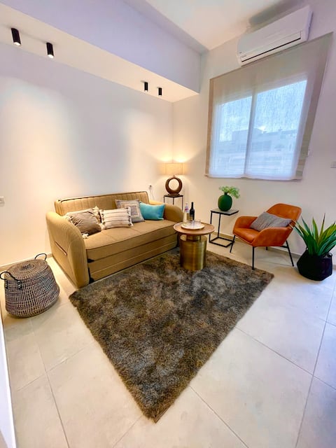 Hshalom Suite. Apartment on the beach