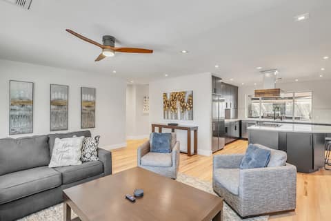 Top Airbnb: Andrade Abode in South Scottsdale