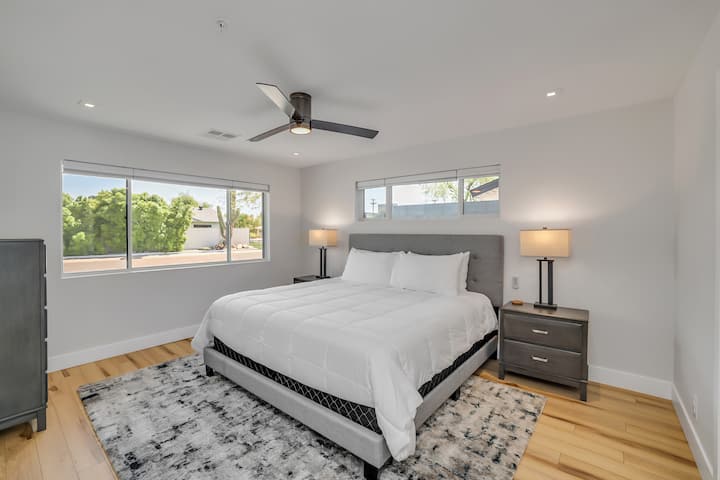 Საძინებელი 2 - საწოლი 193 × 203 სმ