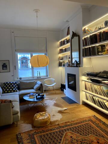 Maison de famille, spacieuse avec terrasse gallery image 2