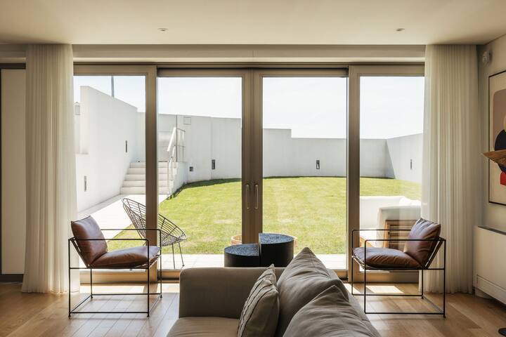 3BR Villa overlooking Douro river gallery image 3