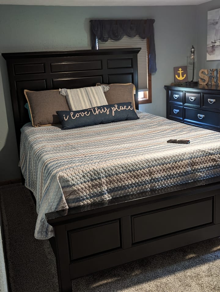 Спалня с двойно легло