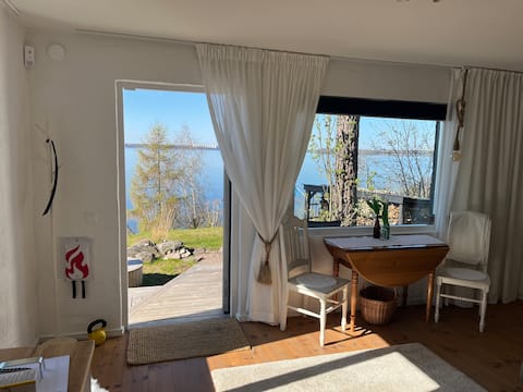 Top performing Airbnb: Guest house with sea view and close to the zoo in Norrköping