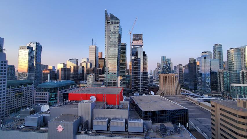 * 2 bedroom CN Tower/Lake View * gallery image 3