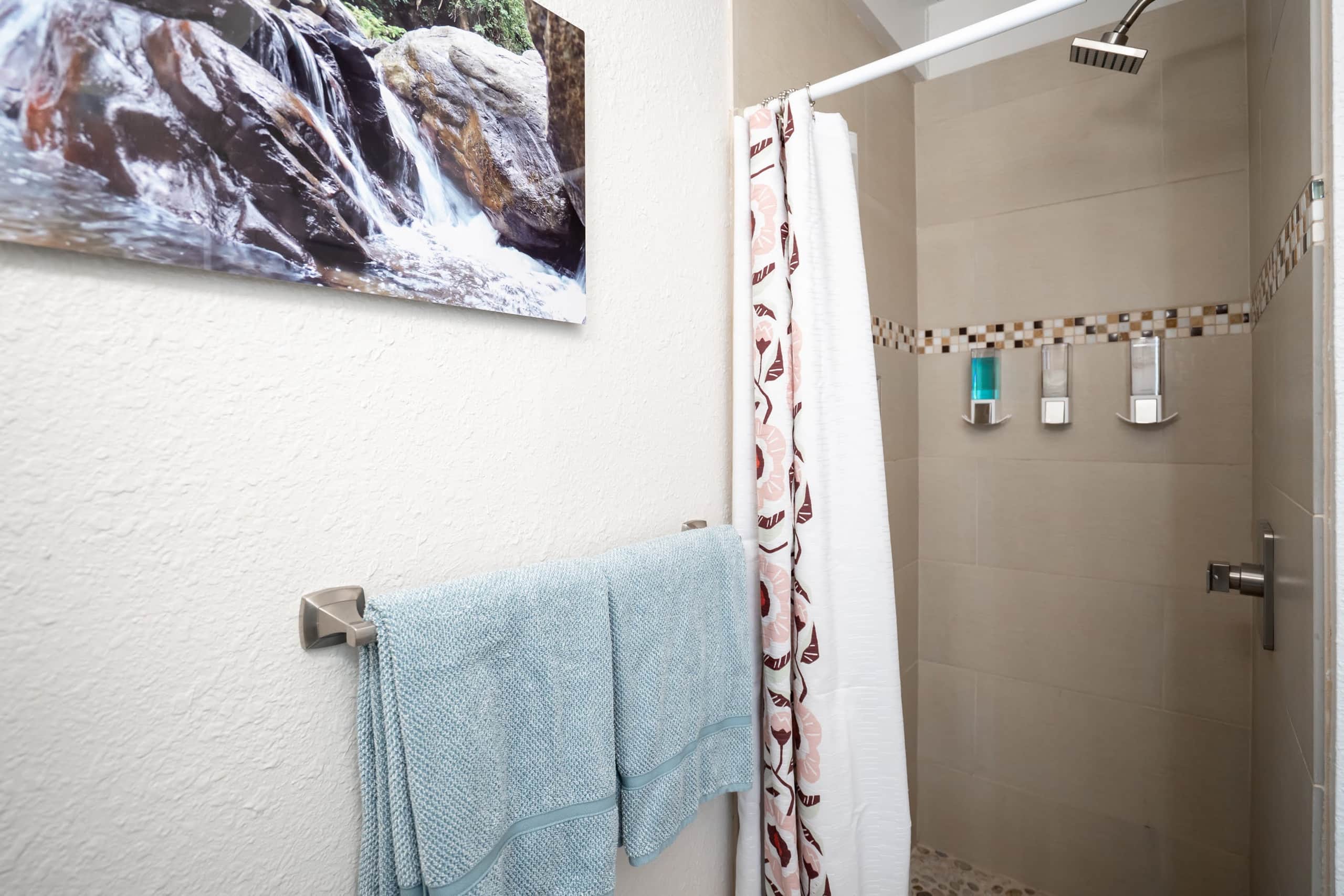 Condo in Wailuku · ★4.76 · 3 bedrooms · 4 beds · 2 baths - Image 25