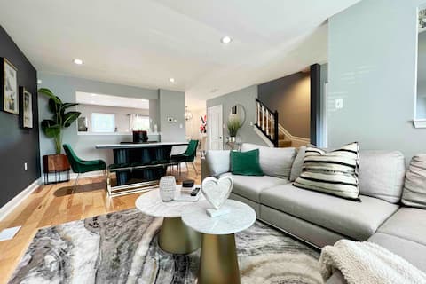 Tranquil 2BR w/ Office Space & Private Patio