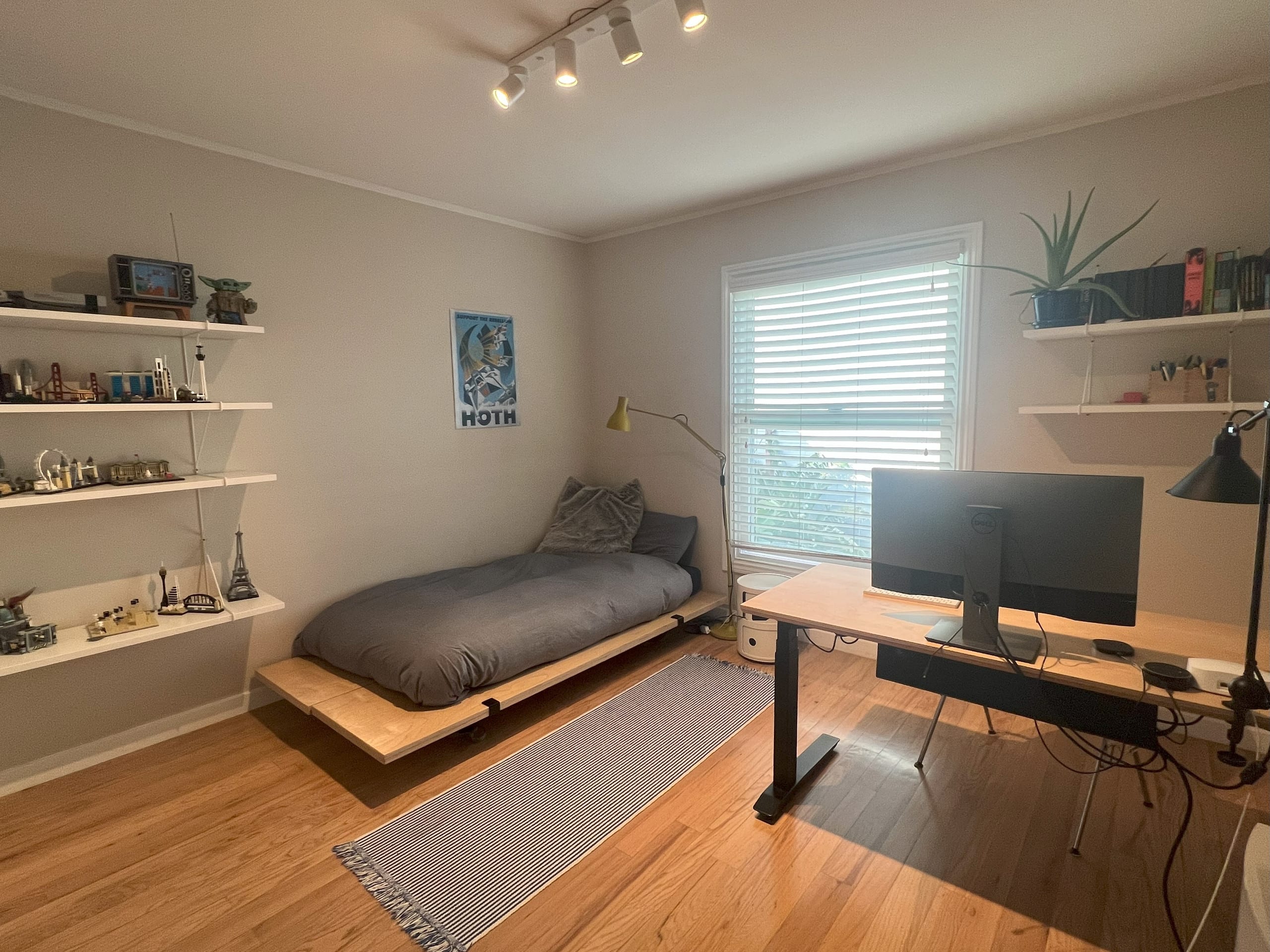 Home in San Francisco · ★4.95 · 3 bedrooms · 3 beds · 2 baths - Image 6