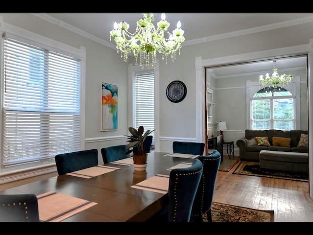 Victorian Gem Downtown Denver gallery image 3