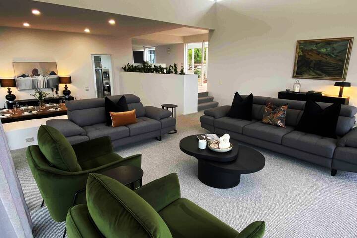 Luxe Coastal Ocean Views – Golf & Winery Heaven MP gallery image 3