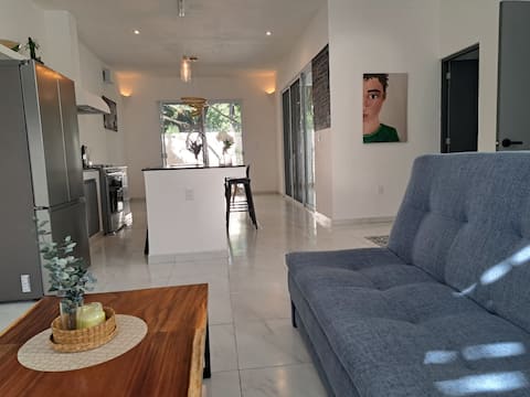 Successful Airbnb property: New Modern house surrounded by peaceful nature in Puerto Morelos