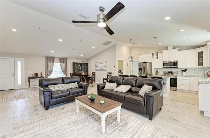 Endless Summer 3br/2ba - Venice, FL